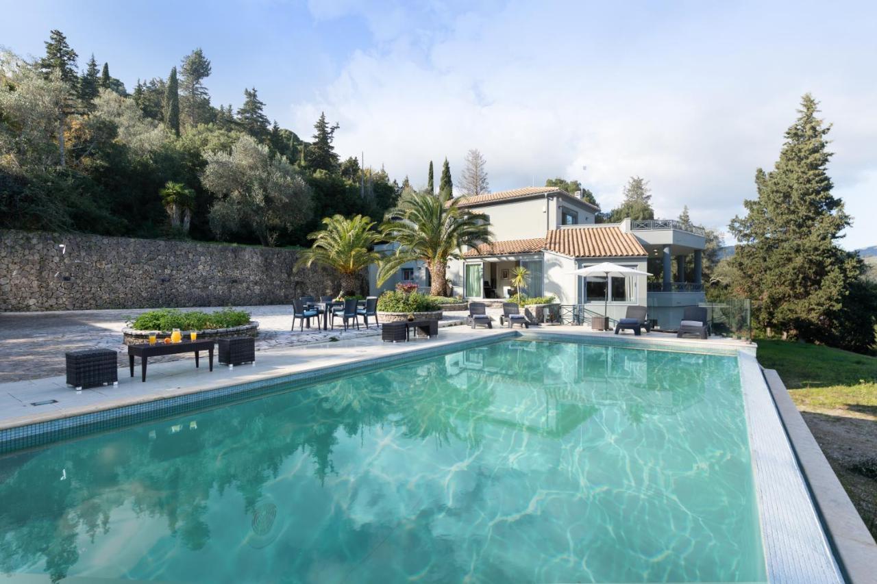 Villa Iremia By Rodostamo Collection Gazátika Екстериор снимка
