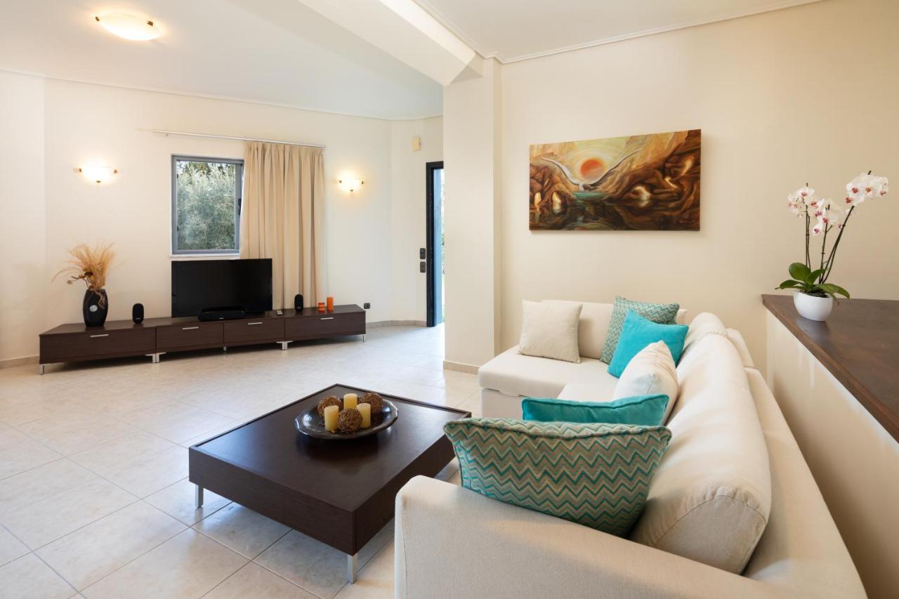 Villa Iremia By Rodostamo Collection Gazátika Екстериор снимка